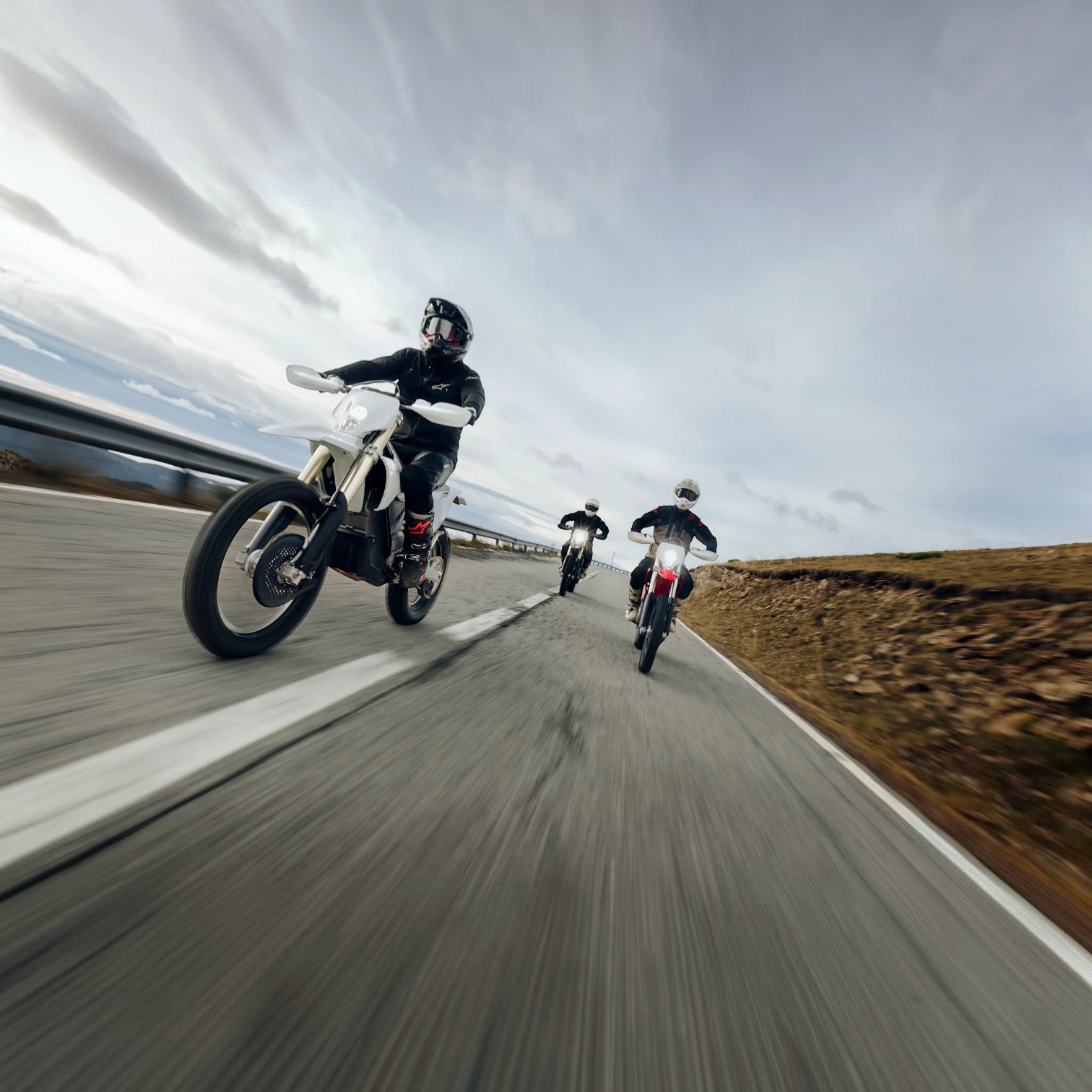 Supermoto eléctrica STARK VARG SM